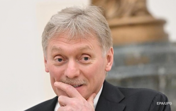 Песков прокомментировал информацию о войсках РФ в "ЛДНР" Песков прокомментировал информацию о войсках РФ в "ЛДНР"