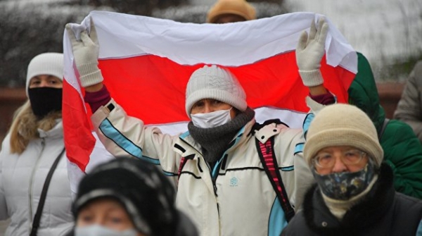 Почему и как Россия теряет симпатии белорусов? Почему и как Россия теряет симпатии белорусов?