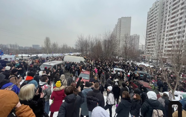 Похороны Навального: задержали 56 человек Похороны Навального: задержали 56 человек