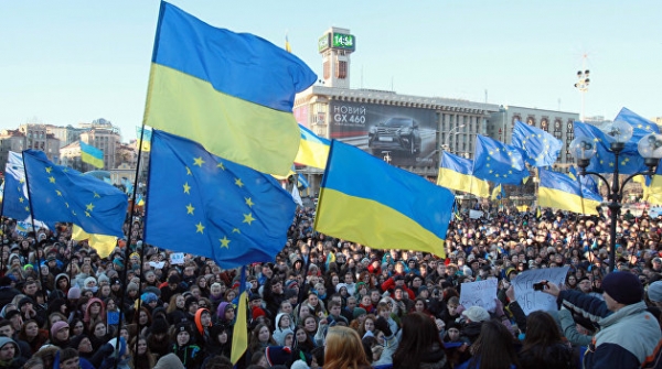 Поле для экспериментов Запада: как «майдановцы» отдали Украину под внешнее управление Поле для экспериментов Запада: как «майдановцы» отдали Украину под внешнее управление