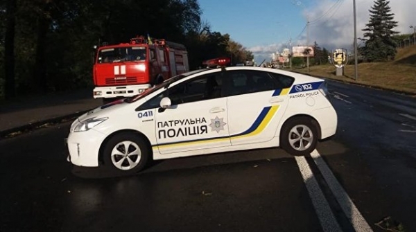 Полиция в Полтаве выполнила требование захватчика и предоставила ему автомобиль Полиция в Полтаве выполнила требование захватчика и предоставила ему автомобиль