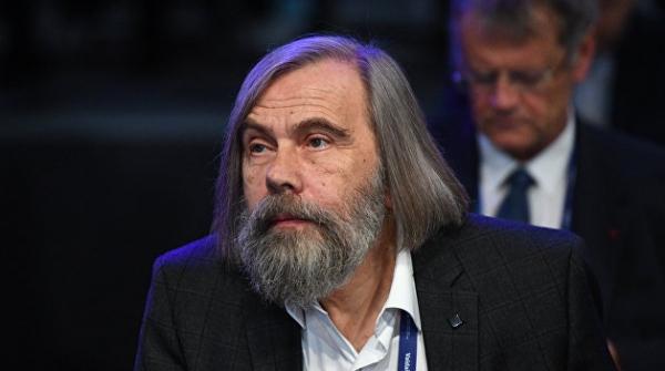 Политолог рассказал о провокаторах, участвовавших в штурме Капитолия в США Политолог рассказал о провокаторах, участвовавших в штурме Капитолия в США