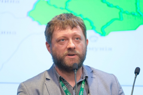 Политпартии смогут участвовать в выборах на Донбассе после его деоккупации, — Корниенко
Политпартии смогут участвовать в выборах на Донбассе после его деоккупации, — Корниенко