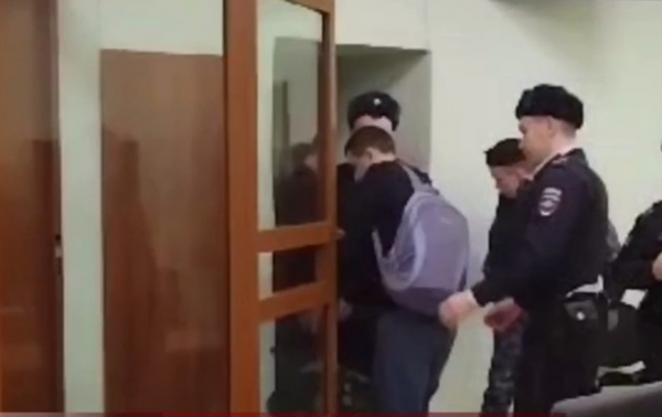 Полковника Росгвардии посадили за "некачественную защиту Керченского моста" Полковника Росгвардии посадили за "некачественную защиту Керченского моста"