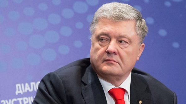 Порошенко призвал не допустить попадания Украины в «московское стойло» Порошенко призвал не допустить попадания Украины в «московское стойло»