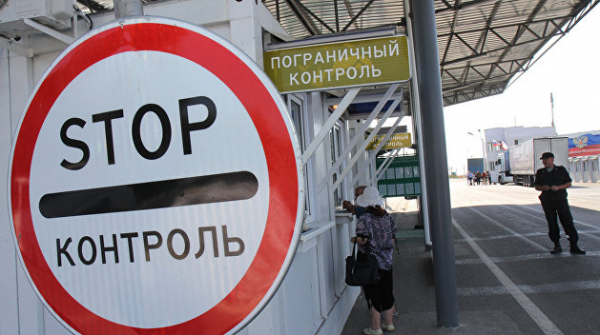 Порошенко требует. Украина может полностью закрыть границу с Россией Порошенко требует. Украина может полностью закрыть границу с Россией