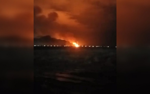 Пожар и взрывы под Волгоградом: появились видео Пожар и взрывы под Волгоградом: появились видео