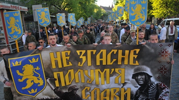 Предатели и эсэсовские наследники. Кто стал мостом между вчерашними убийцами и сегодняшними «перунами» Предатели и эсэсовские наследники. Кто стал мостом между вчерашними убийцами и сегодняшними «перунами»