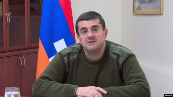 
                    Протесты, ультиматум об отставке Пашиняна и задержания: Что происходит в Ереване после договора о Нагорном Карабахе                