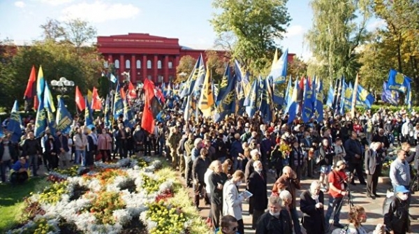 Против России, Евросоюза и украинской оппозиции: как националисты на марше коронавирус разносили Против России, Евросоюза и украинской оппозиции: как националисты на марше коронавирус разносили