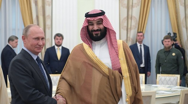 Путин и наследный принц Саудовской Аравии договорились координировать действия на рынке нефти Путин и наследный принц Саудовской Аравии договорились координировать действия на рынке нефти