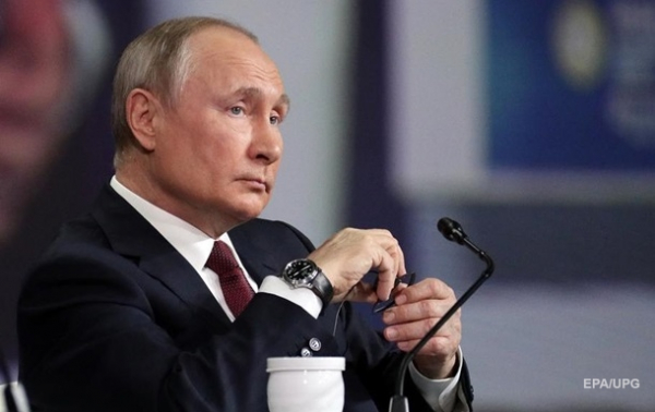 Путин назвал причину размещения войск у границ Украины Путин назвал причину размещения войск у границ Украины