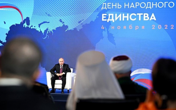 Путин назвал "смертоносной" ситуацию в Украине Путин назвал "смертоносной" ситуацию в Украине