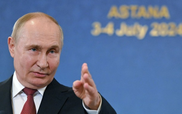 Путин назвал Талибан союзником РФ "в борьбе с терроризмом" Путин назвал Талибан союзником РФ "в борьбе с терроризмом"