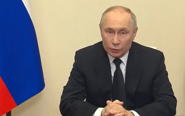 Путин обратился к россиянам по поводу теракта Путин обратился к россиянам по поводу теракта