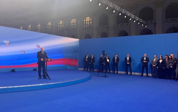 Путин пригрозил созданием "санитарной зоны" на территории Украины Путин пригрозил созданием "санитарной зоны" на территории Украины