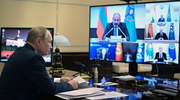 Путин рассказал, чем события в Казахстане похожи на Майдан Путин рассказал, чем события в Казахстане похожи на Майдан