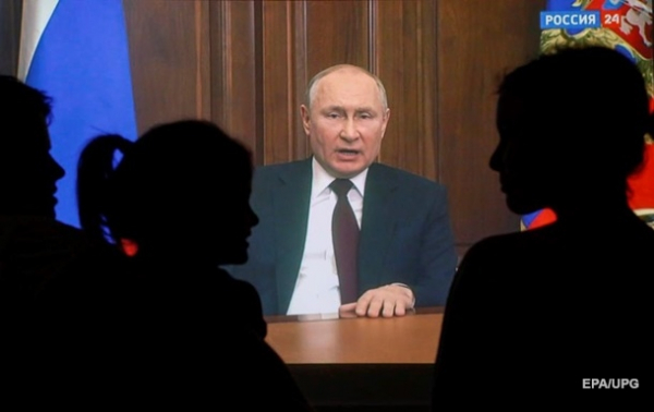Путин рассказал об оружии, которому "нет равного в мире" Путин рассказал об оружии, которому "нет равного в мире"