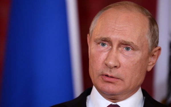 Путин сделал вторую прививку от COVID-19 Путин сделал вторую прививку от COVID-19