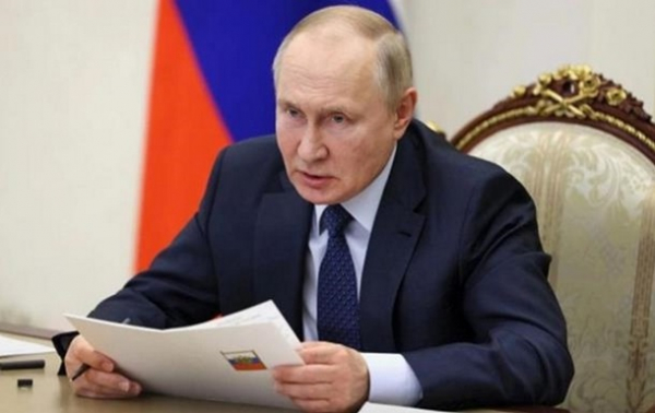 Путин заявил о "обновленных ядерных силах" Путин заявил о "обновленных ядерных силах"