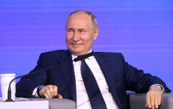 Путин заявил о "поддержке" Харрис на выборах в США