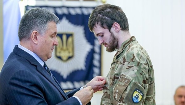 Расисты из Украины: как «Азов» дошел до Вашингтона Расисты из Украины: как «Азов» дошел до Вашингтона