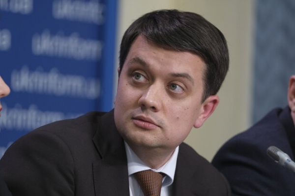 Разумков исключает поддержку Радой идей федерализации Украины
Разумков исключает поддержку Радой идей федерализации Украины