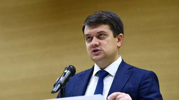 Разумков предложил Арестовичу «жевать, а не говорить» Разумков предложил Арестовичу «жевать, а не говорить»