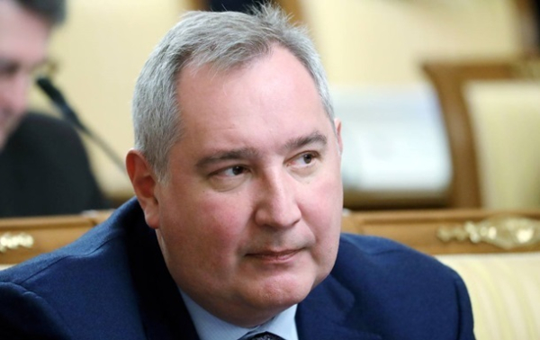 Рогозин опубликовал расистский пост о главе Пентагона