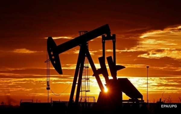 Россия сократила нефтедобычу по сделке ОПЕК+ Россия сократила нефтедобычу по сделке ОПЕК+