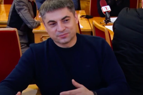Руководитель ОПЗЖ на Закарпатье Иван Чубирко предложил действенный механизм по снижению тарифов на газ для закарпатцев
Руководитель ОПЗЖ на Закарпатье Иван Чубирко предложил действенный механизм по снижению тарифов на газ для закарпатцев