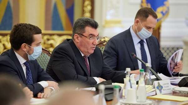 СНБО занялся аннулированием титановых и углеводородных лицензий СНБО занялся аннулированием титановых и углеводородных лицензий
