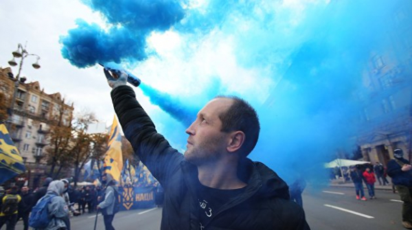 «Совместно противостоять восточной орде»: украинские националисты протестуют у белорусского посольства «Совместно противостоять восточной орде»: украинские националисты протестуют у белорусского посольства