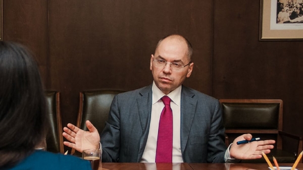 Степанов назвал фейком информацию о запрете продажи товаров повседневного спроса во время карантина
Степанов назвал фейком информацию о запрете продажи товаров повседневного спроса во время карантина