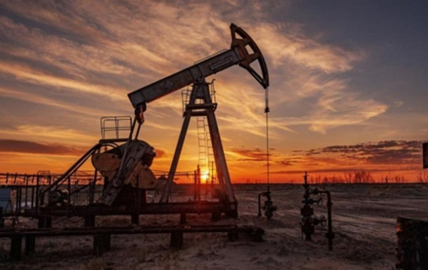 Страны ОПЕК+ продолжили сокращение поставок нефти Страны ОПЕК+ продолжили сокращение поставок нефти