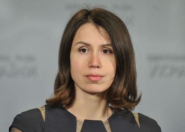 Суд смягчил меру пресечения Татьяне Черновол, подозреваемой в убийстве во время Евромайдана
Суд смягчил меру пресечения Татьяне Черновол, подозреваемой в убийстве во время Евромайдана