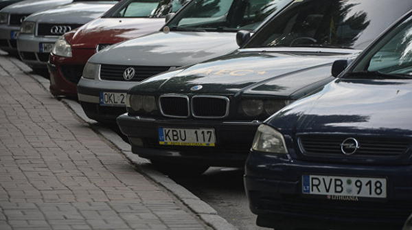 Сжечь свой автомобиль. Украинцев заставили исполнять закон Сжечь свой автомобиль. Украинцев заставили исполнять закон