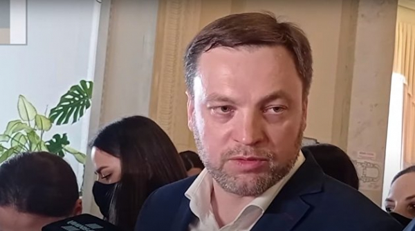 Тень Авакова или Зеленского? Кто возглавит МВД Украины и боевиков «Азова» Тень Авакова или Зеленского? Кто возглавит МВД Украины и боевиков «Азова»