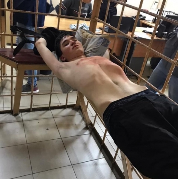 Тихий и необщительный: знакомые рассказали об открывшем стрельбу в Казани