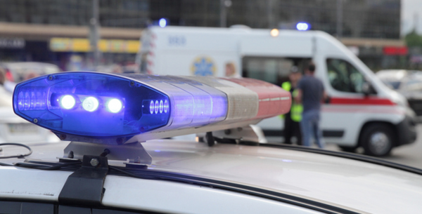 
                    Только в Украине во время пандемии полицейский зарабатывает в два раза больше, чем врач                