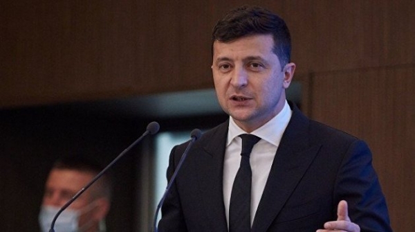 «Топтание» Конституции Украины и политика раскола украинского общества состоялись»: соцсети об опросе от Зеленского «Топтание» Конституции Украины и политика раскола украинского общества состоялись»: соцсети об опросе от Зеленского