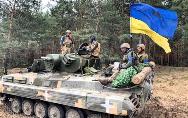 Треть расходов бюджета - зарплаты военным Треть расходов бюджета - зарплаты военным