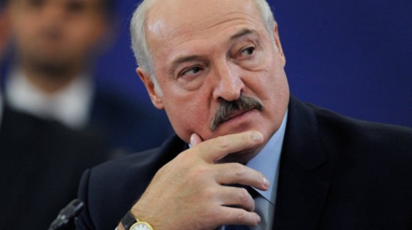 Трое против Лукашенко. Непредсказуемость выборов президента Белоруссии