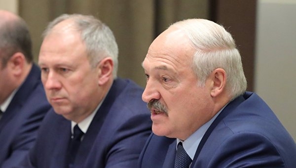 Трое против Лукашенко. Непредсказуемость выборов президента Белоруссии