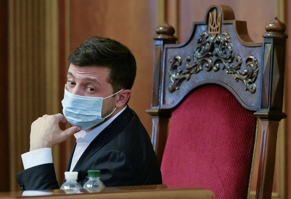 "У 11 друзей Тупицкого ничего не получится": Зеленский пообещал решить проблему КСУ
"У 11 друзей Тупицкого ничего не получится": Зеленский пообещал решить проблему КСУ