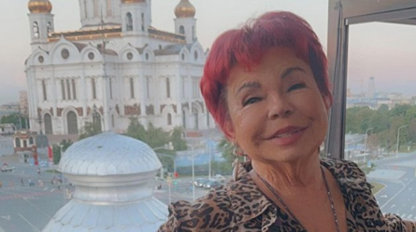 «Уймись уже»: 75-летняя мать Королевой показала, как завлечь султана «Уймись уже»: 75-летняя мать Королевой показала, как завлечь султана