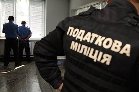 Указания, которые "спускают" с ДПС против алкогольных компаний, имеют коррупционное происхождение, - экс-налоговик
Указания, которые "спускают" с ДПС против алкогольных компаний, имеют коррупционное происхождение, - экс-налоговик