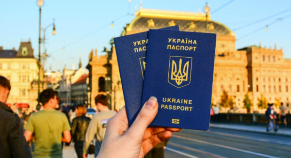 Украина обновила список стран "красной" и "зеленой" зон
Украина обновила список стран "красной" и "зеленой" зон