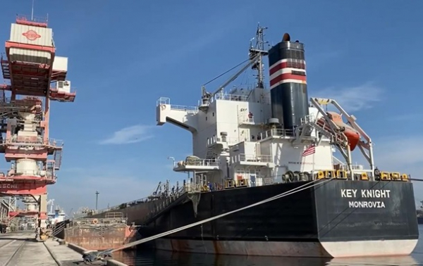Украина отправила морем 10 млн тонн зерна Украина отправила морем 10 млн тонн зерна