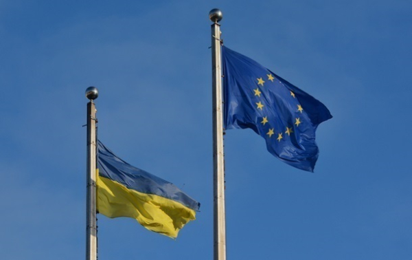 Украина получила от ЕС транш в €1,9 млрд Украина получила от ЕС транш в €1,9 млрд